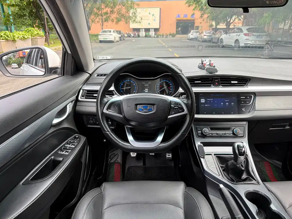 Geely Vision S1 — миниатюра 15