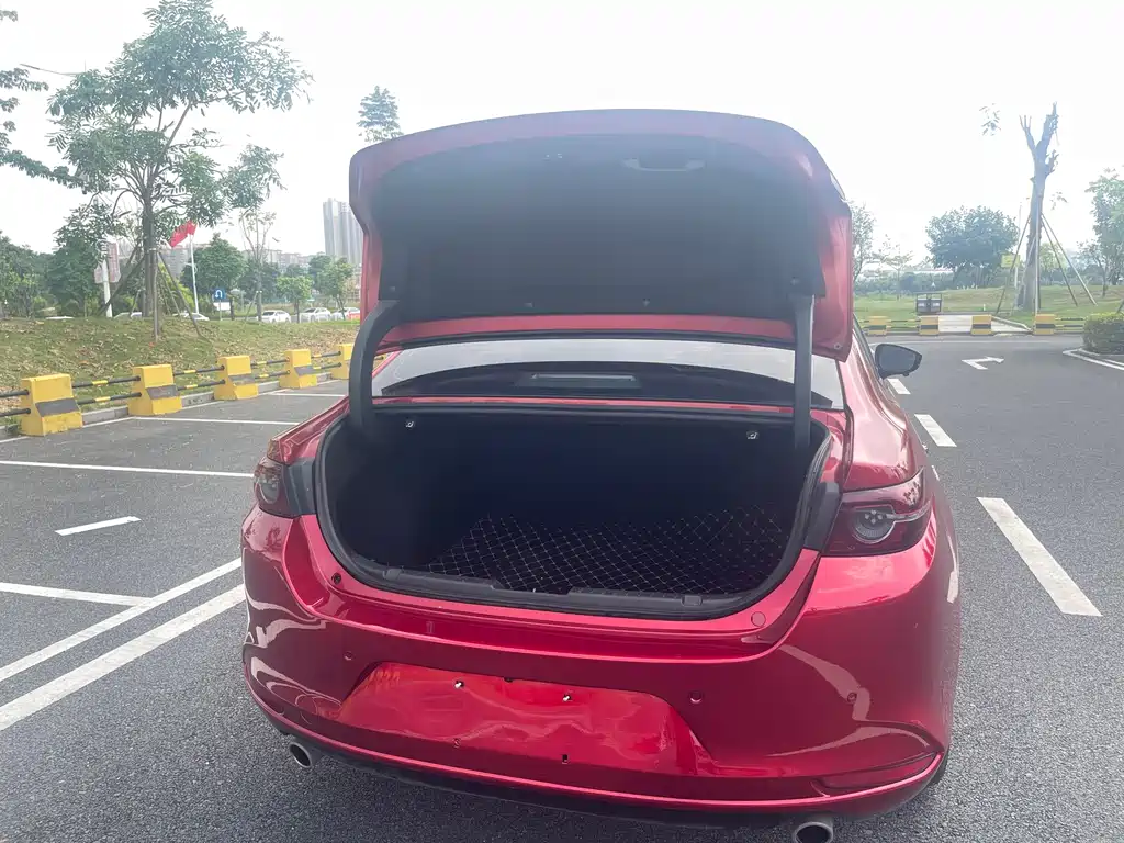 Mazda 3 Axela — миниатюра 13