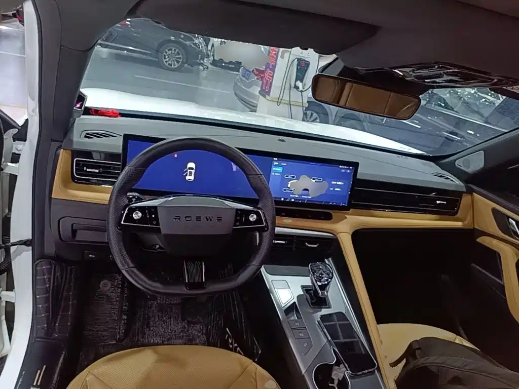 Roewe RX5 — миниатюра 10