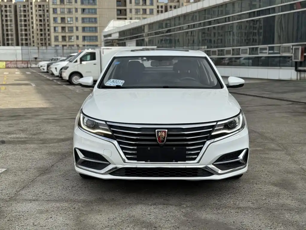 ROEWE I6 NEW ENERGY