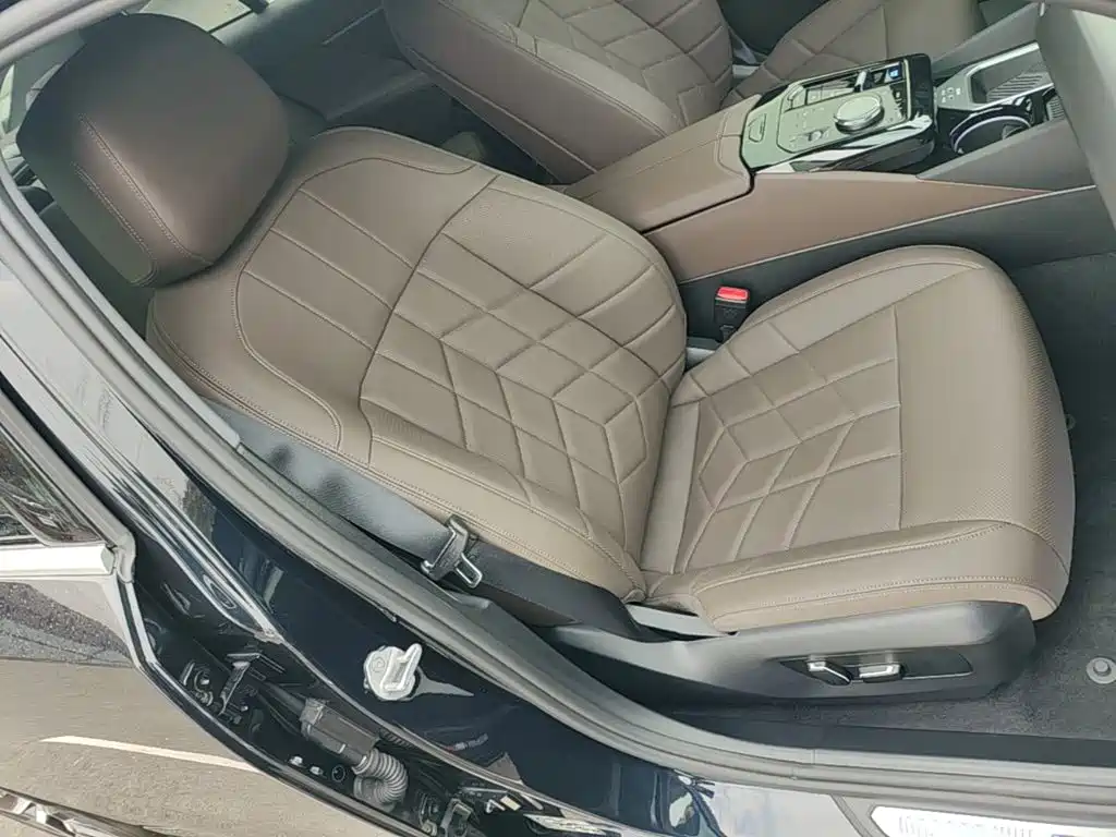 BMW i5 — миниатюра 25
