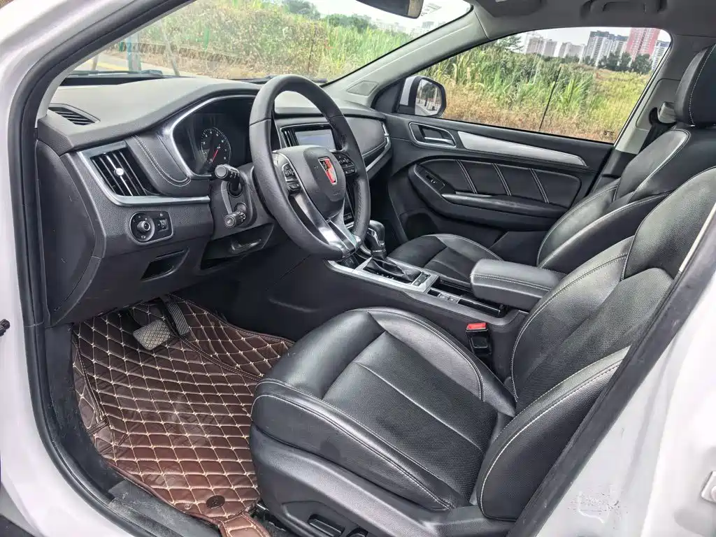 Roewe RX5 — миниатюра 12