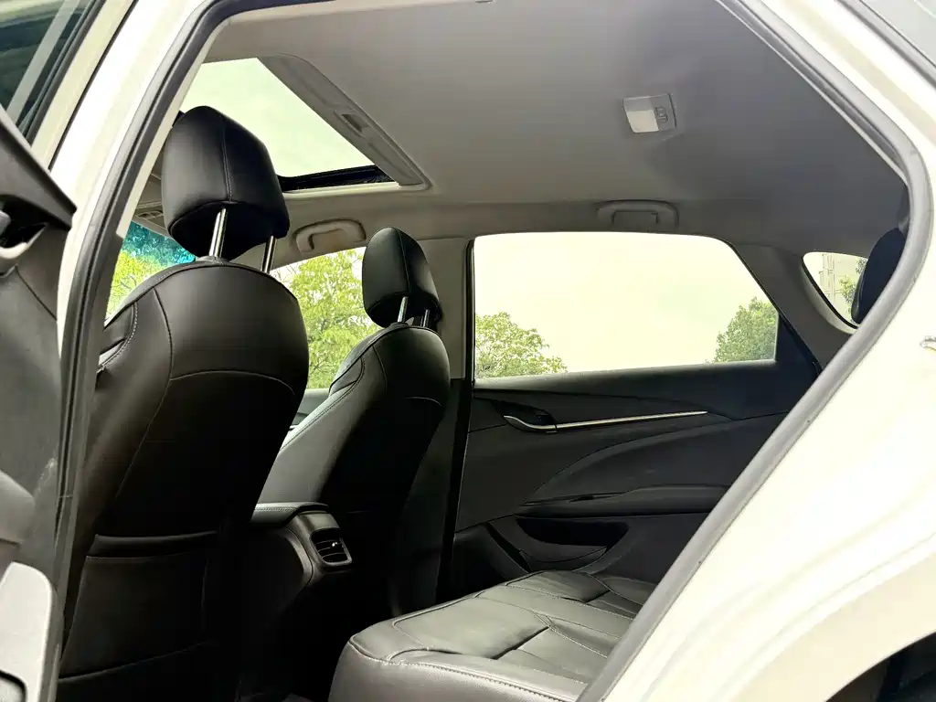 Buick Excelle — миниатюра 8