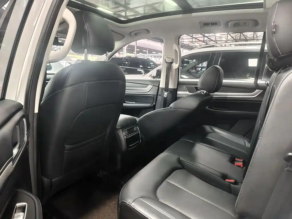 Roewe RX8 2019 30T Flagship