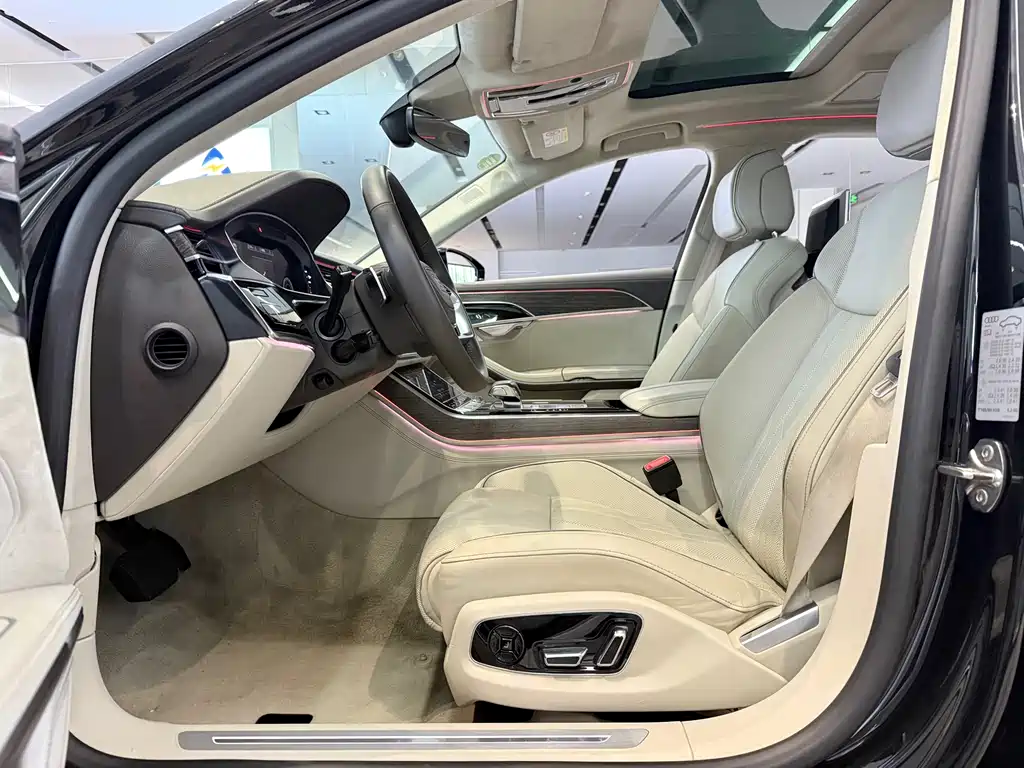 Audi A8 — миниатюра 6