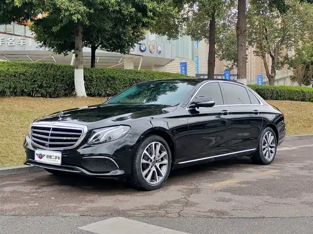 MERCEDES-BENZ E CLASS 2019