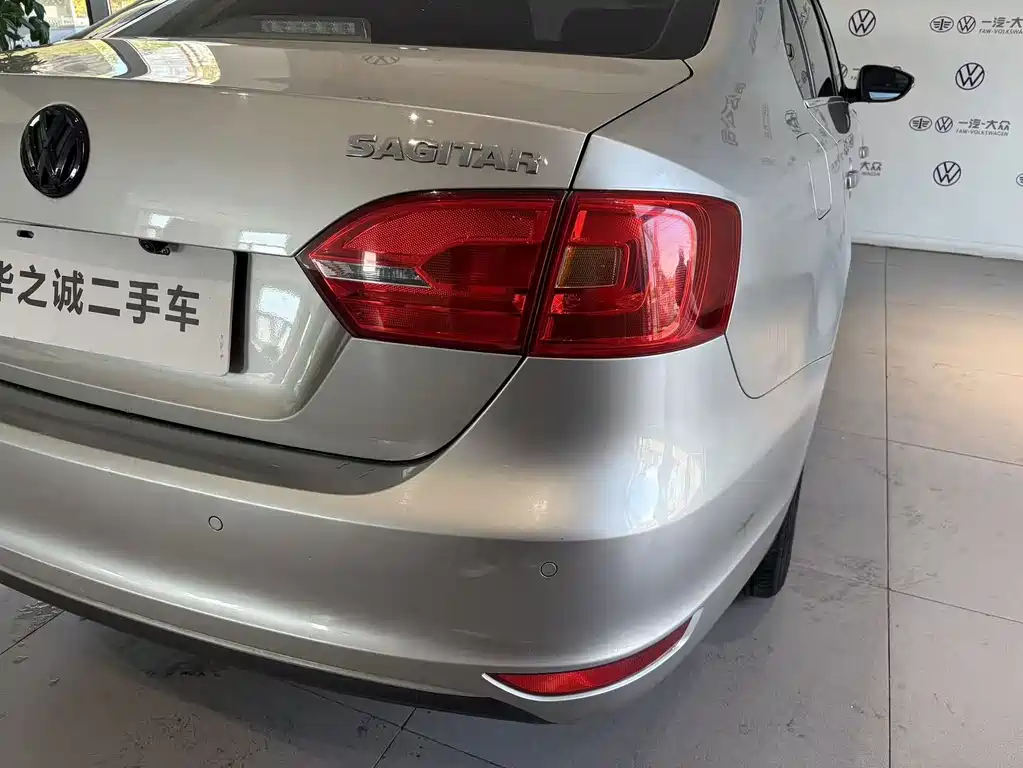 Volkswagen Sagitar — миниатюра 13
