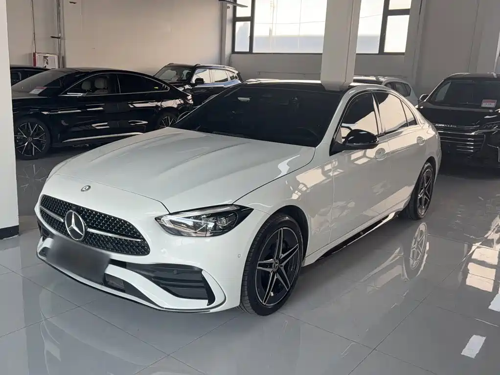 Mercedes-Benz C-Class — миниатюра 5