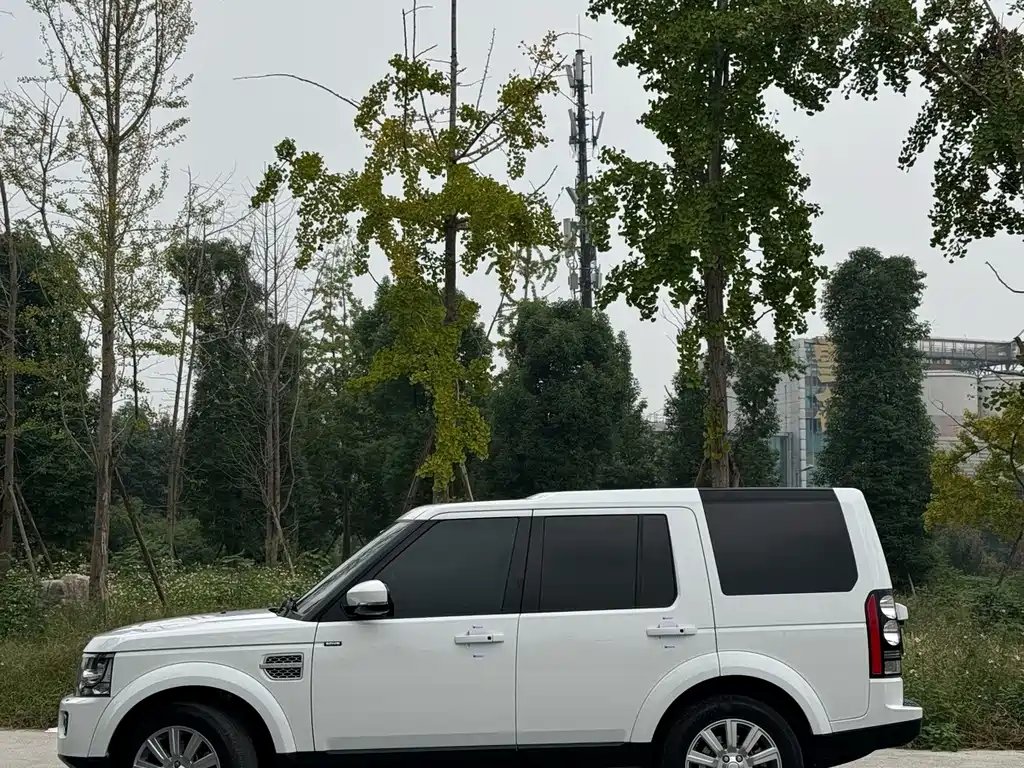 Land Rover Discovery — миниатюра 5