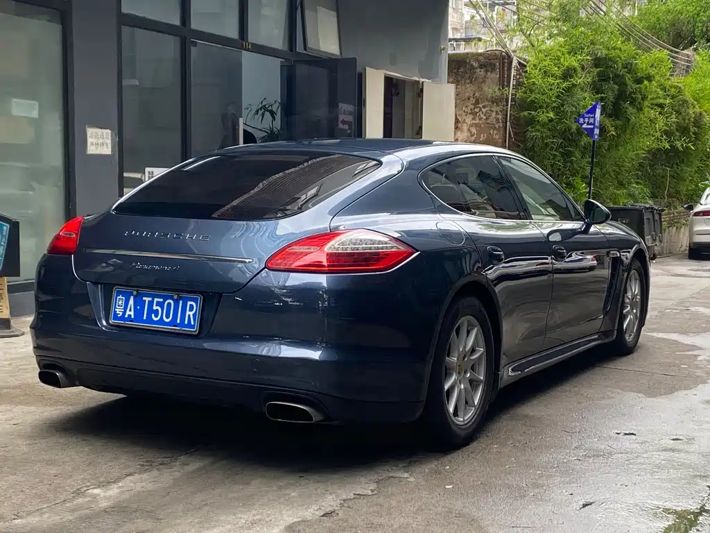 Porsche Panamera — миниатюра 5