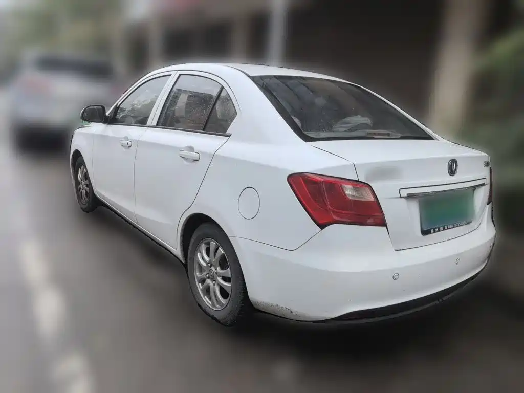 Changan V3 — миниатюра 4