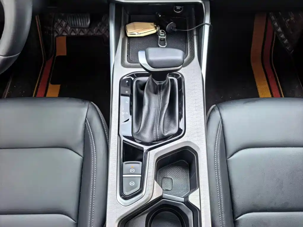 Geely Emgrand — миниатюра 7