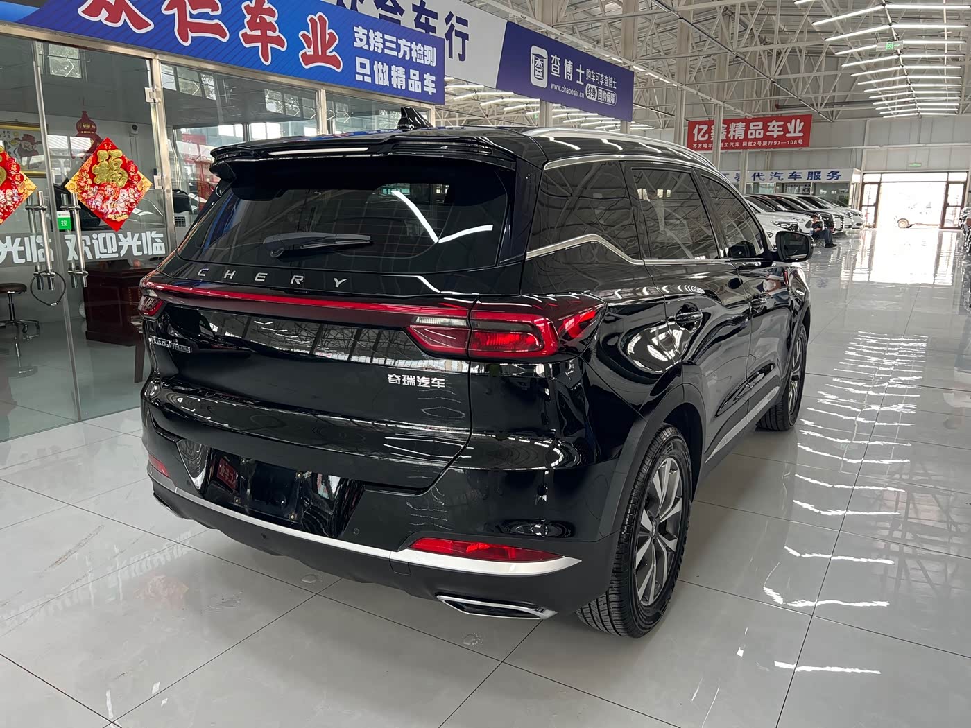 CHERY Tiggo 7 PLUS 1.5 л 2022 г. Чёрный, пробег 23000 км