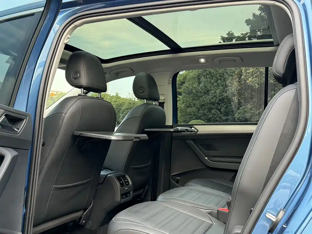 Volkswagen Touran — миниатюра 10