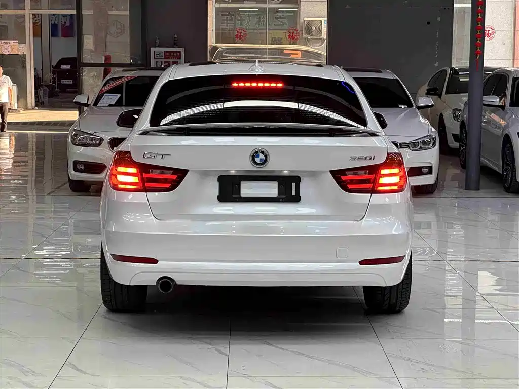 BMW 3 Series GT 3 GT 2016 320i Fashion