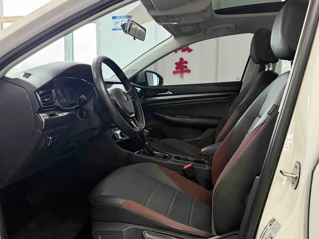 Volkswagen Bora — миниатюра 4