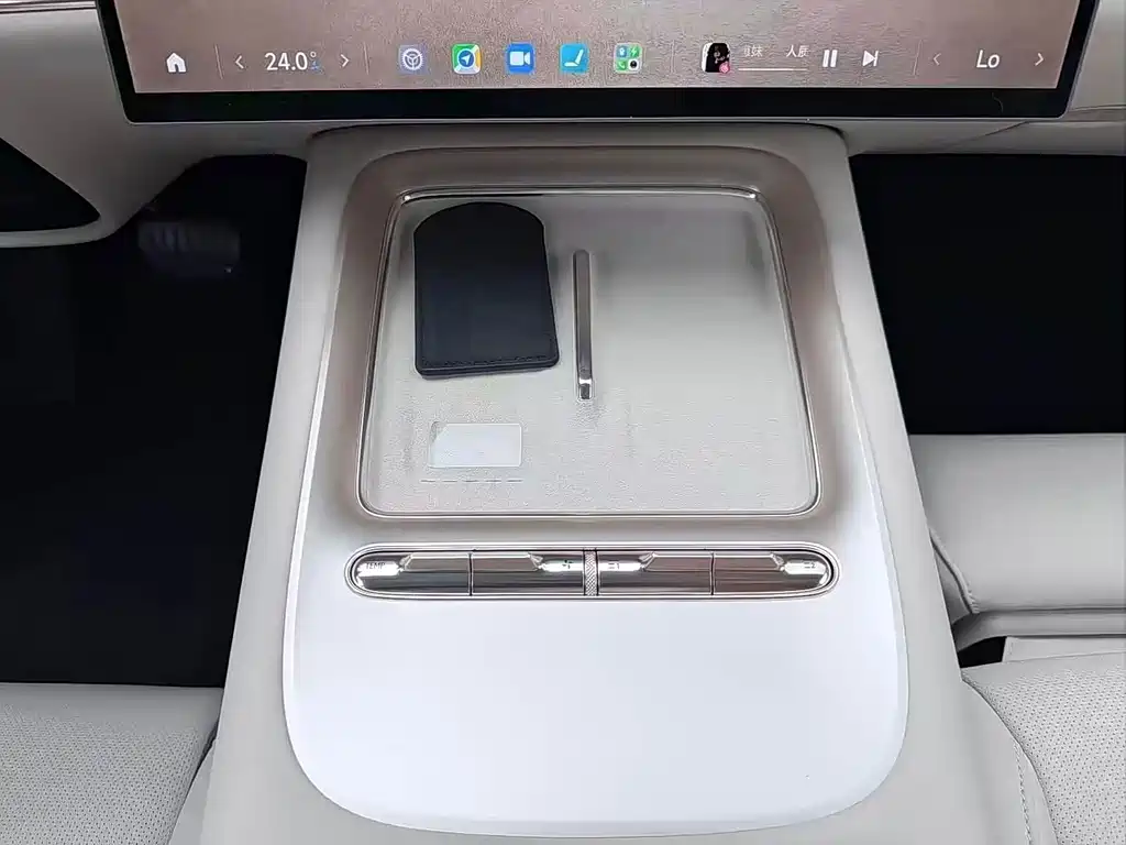 Xiaomi SU7 — миниатюра 8