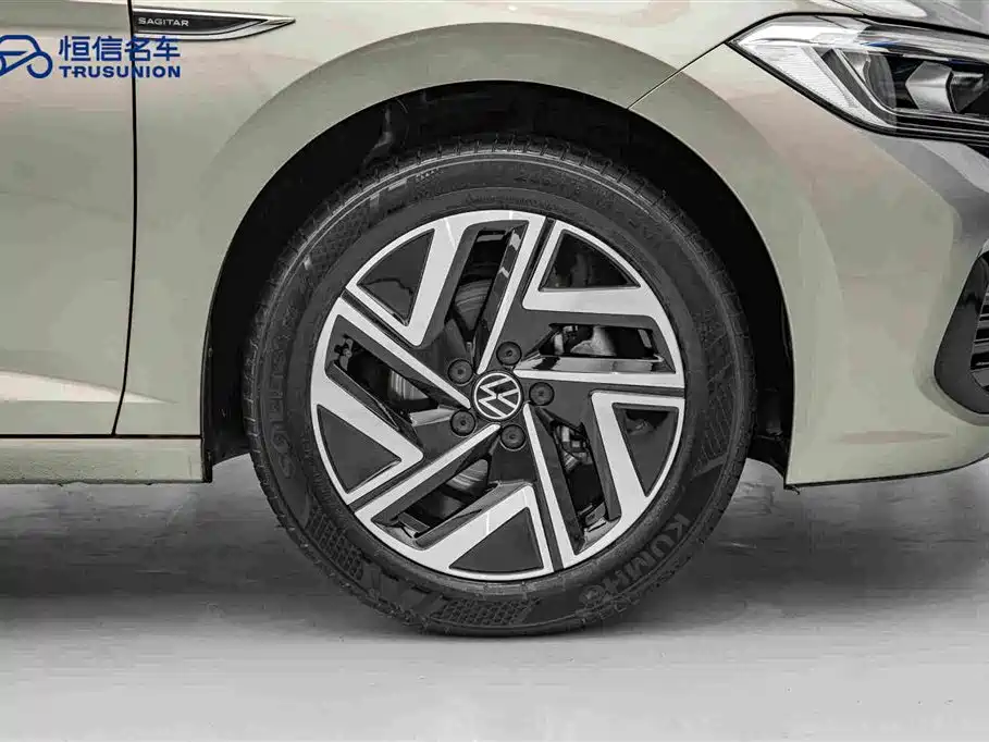 Volkswagen Sagitar — миниатюра 11