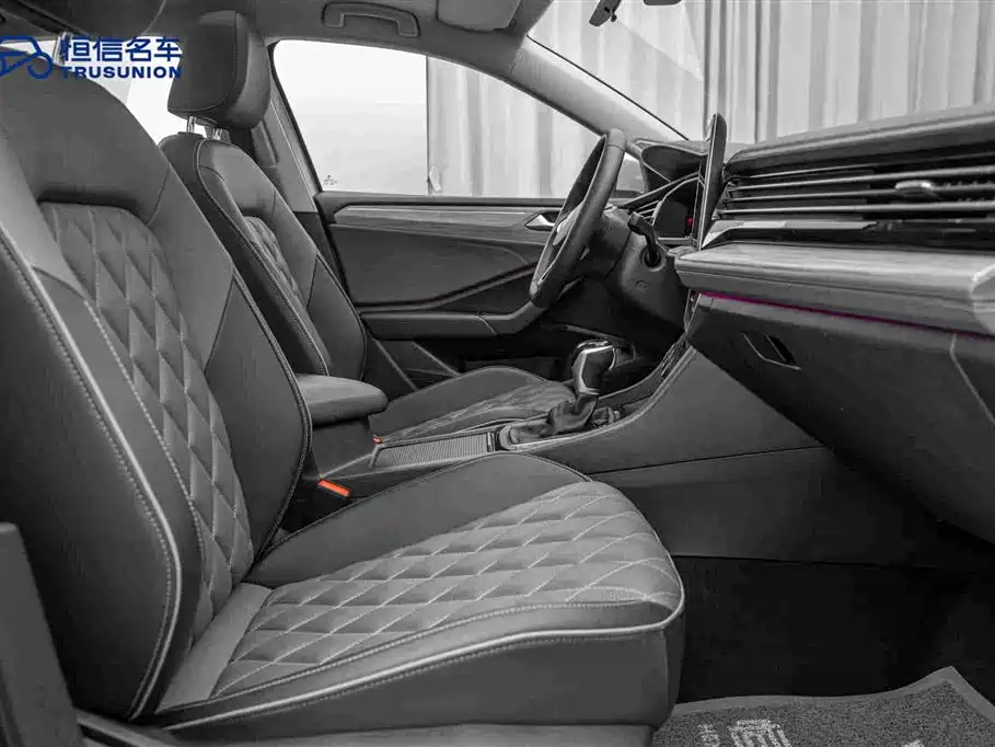 Volkswagen Sagitar — миниатюра 15