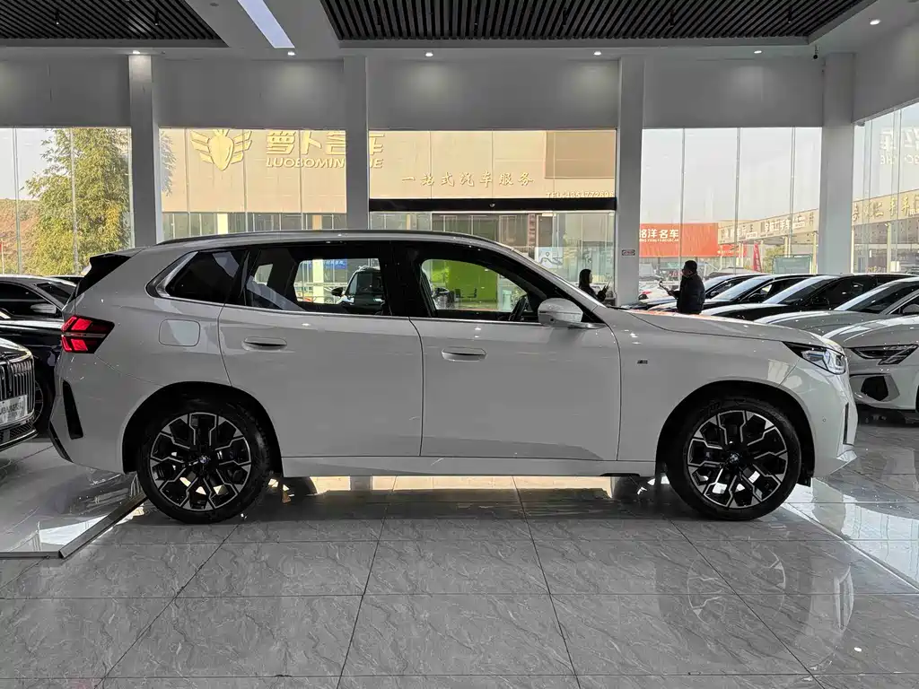 BMW X3 2025 xDrive30L Premium M Sport