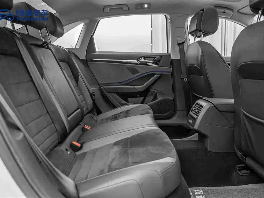 Volkswagen Sagitar — миниатюра 16