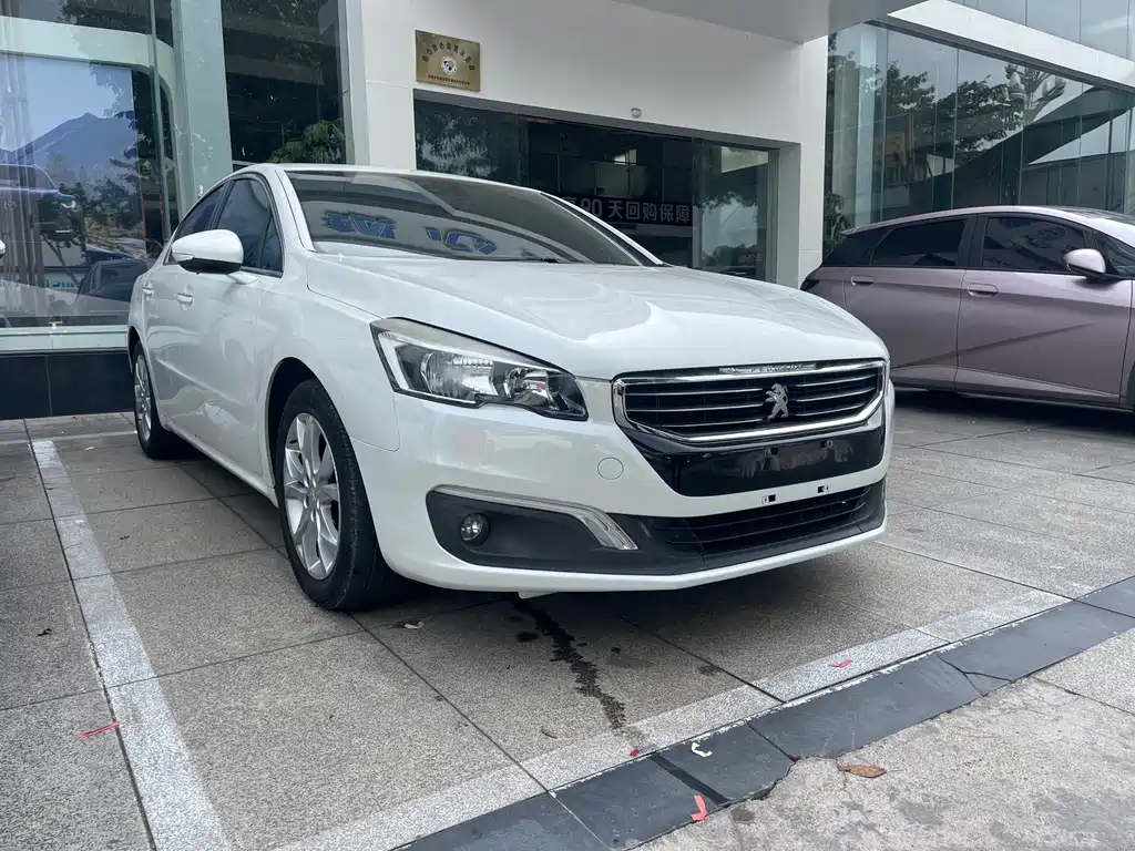 PEUGEOT 508