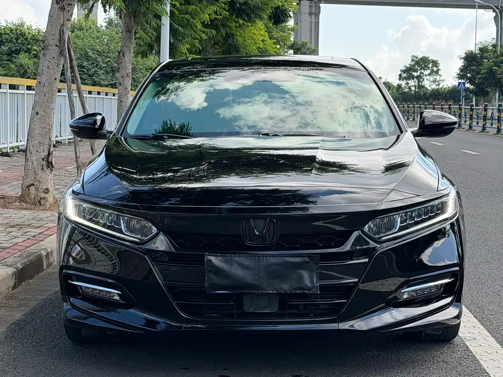 Honda Accord — миниатюра 2