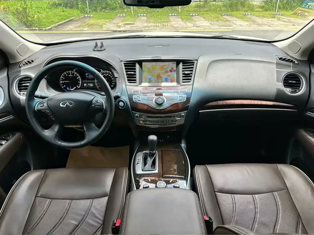 Infiniti QX60 (Import) — миниатюра 4