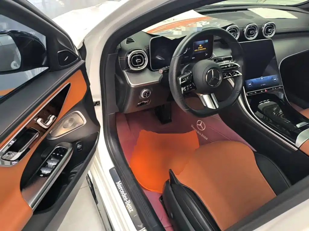 Mercedes-Benz C-Class — миниатюра 16