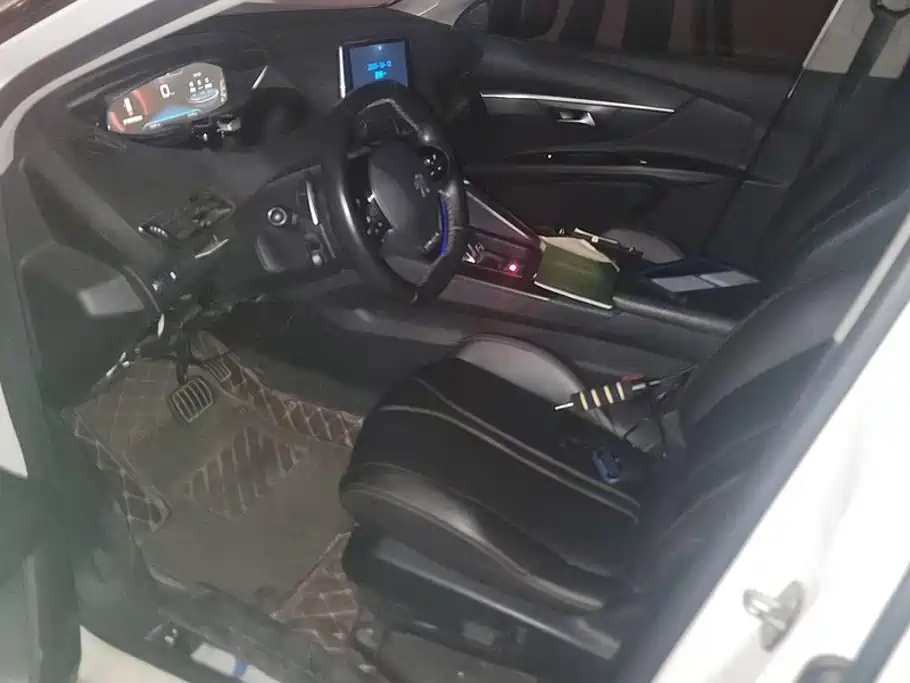 Peugeot 4008 — миниатюра 9