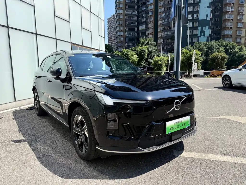 Volvo XC70 PHEV — миниатюра 3