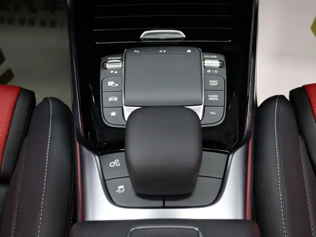 Mercedes-Benz CLA AMG — миниатюра 19