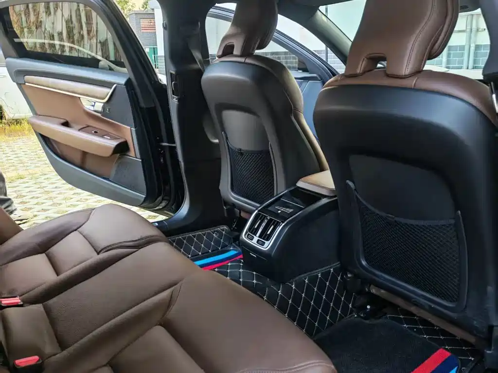 Volvo S90 — миниатюра 5