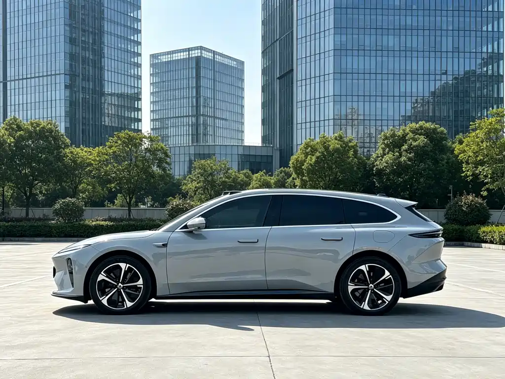 NIO ET5T — миниатюра 3