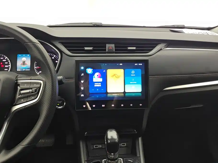 Roewe RX3 — миниатюра 13