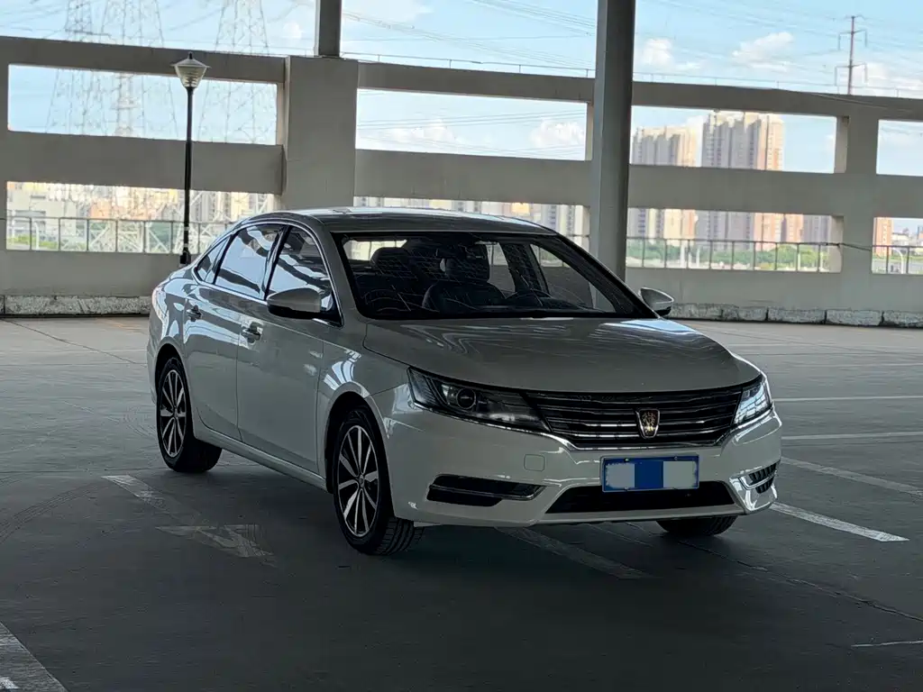 Roewe Roewe i6 Classic — миниатюра 3