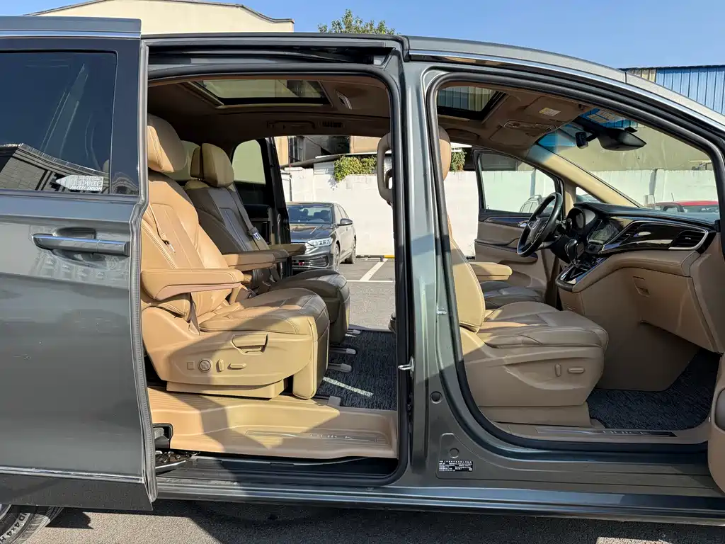Buick GL8 2018 ES 28T Flagship VI