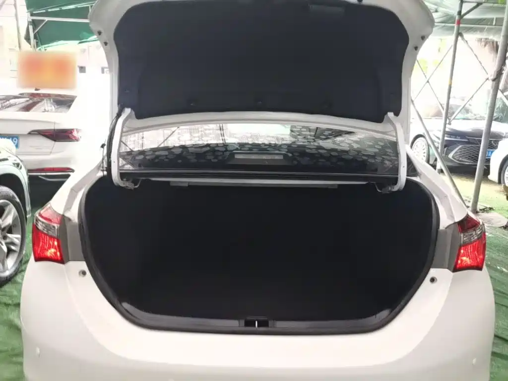 Toyota Corolla — миниатюра 19