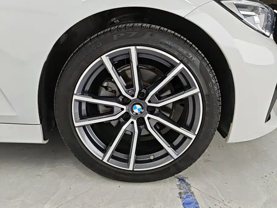BMW 3 Series — миниатюра 6