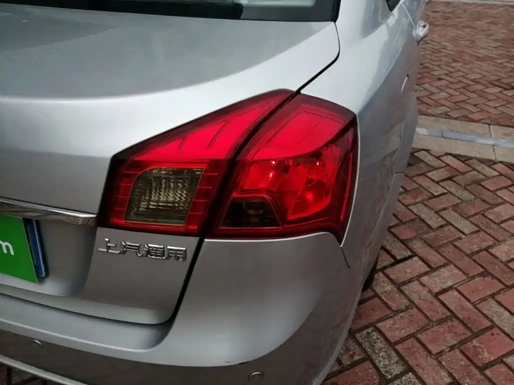 Buick Excelle — миниатюра 8