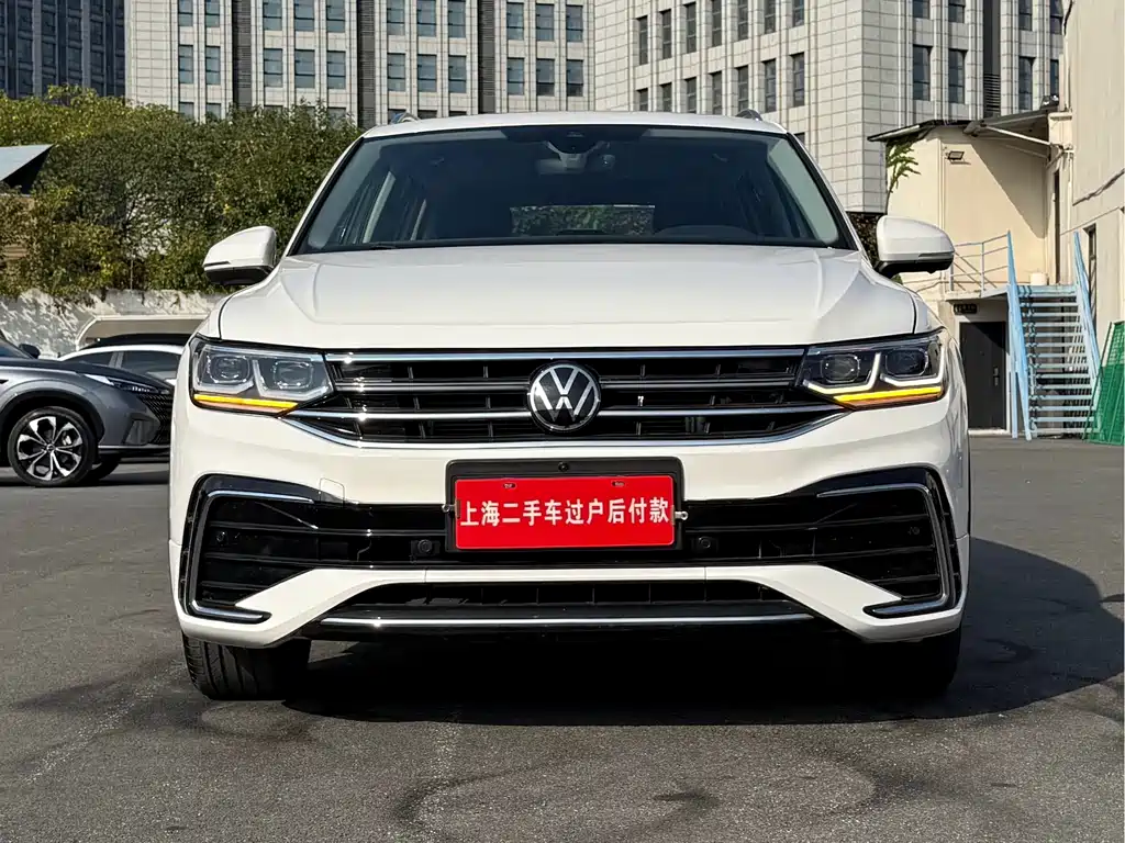 Volkswagen Tiguan L 2022