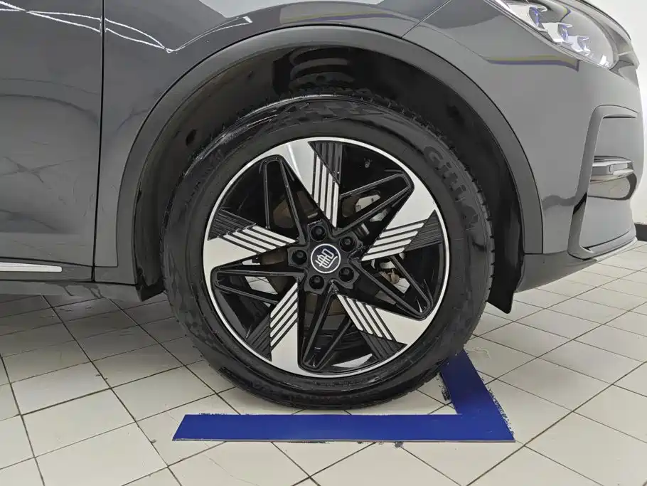 BYD Tang New Energy — миниатюра 6