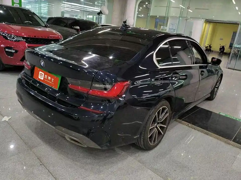BMW 3 Series — миниатюра 3