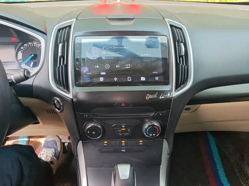 Ford Edge — миниатюра 13