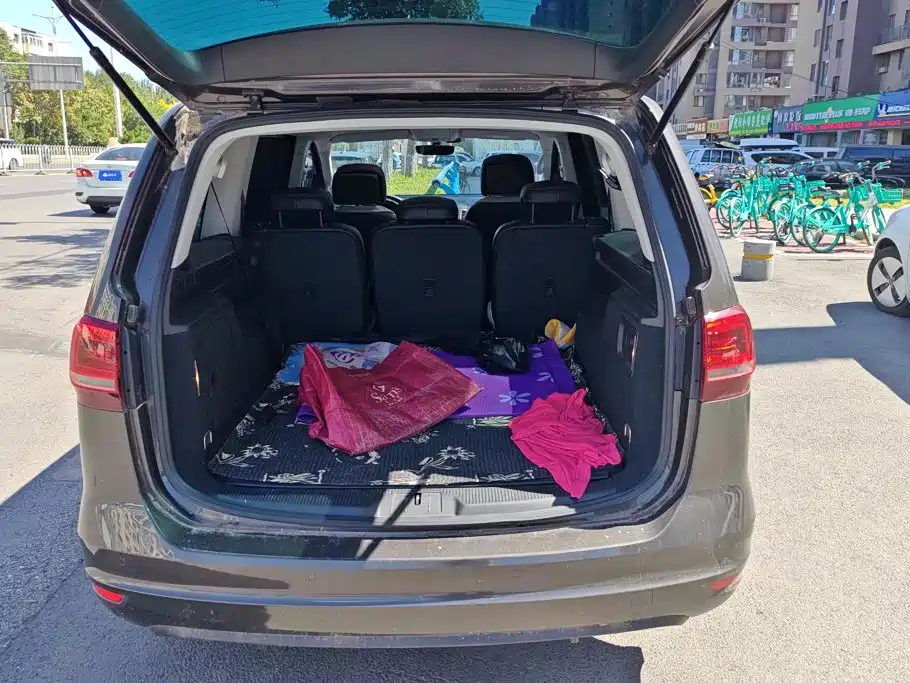Volkswagen Sharan — миниатюра 4