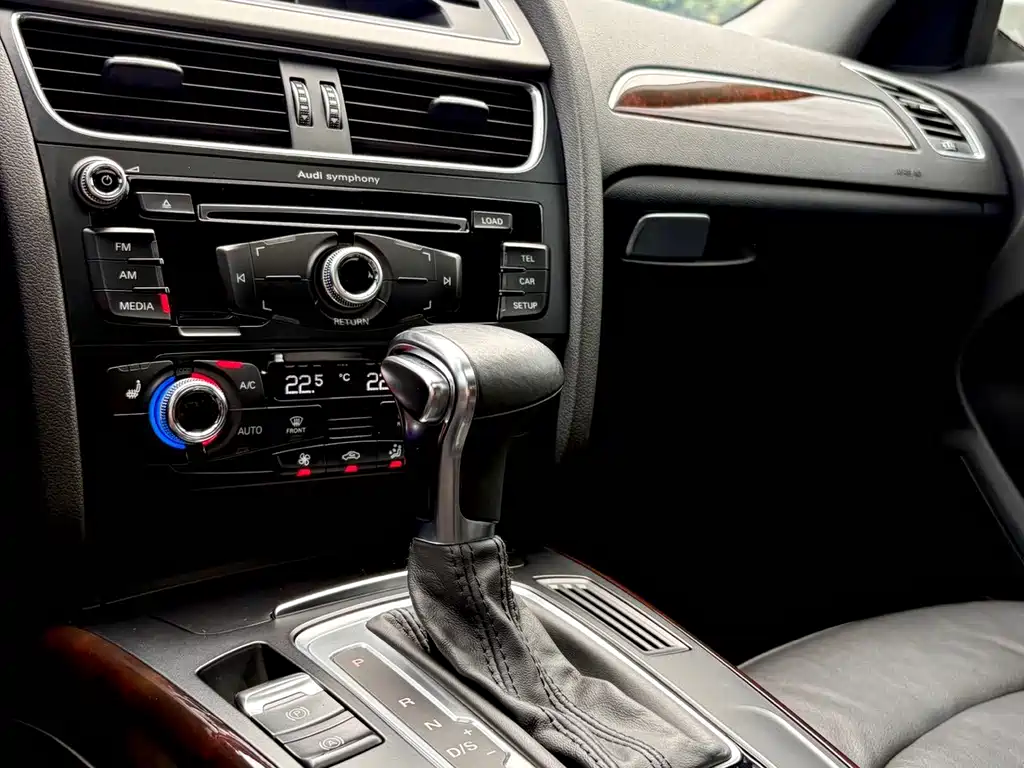 Audi A4L — миниатюра 13