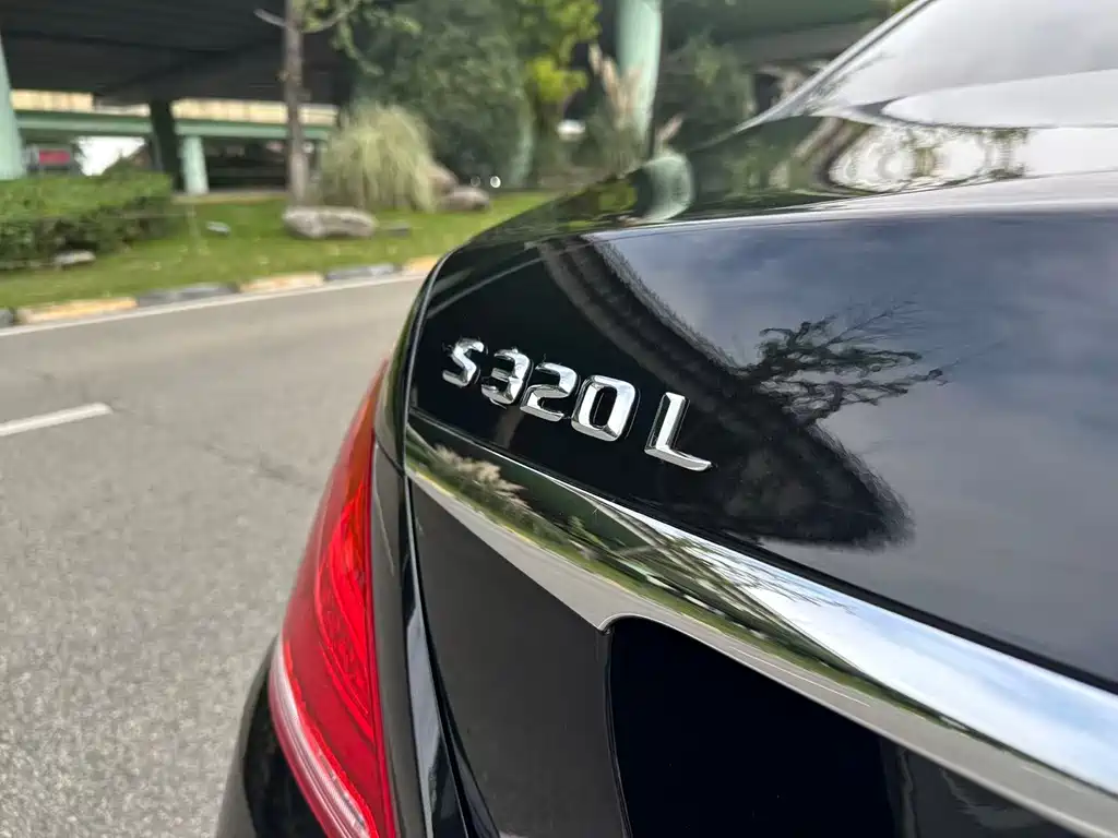 Mercedes-Benz S-Class — миниатюра 10
