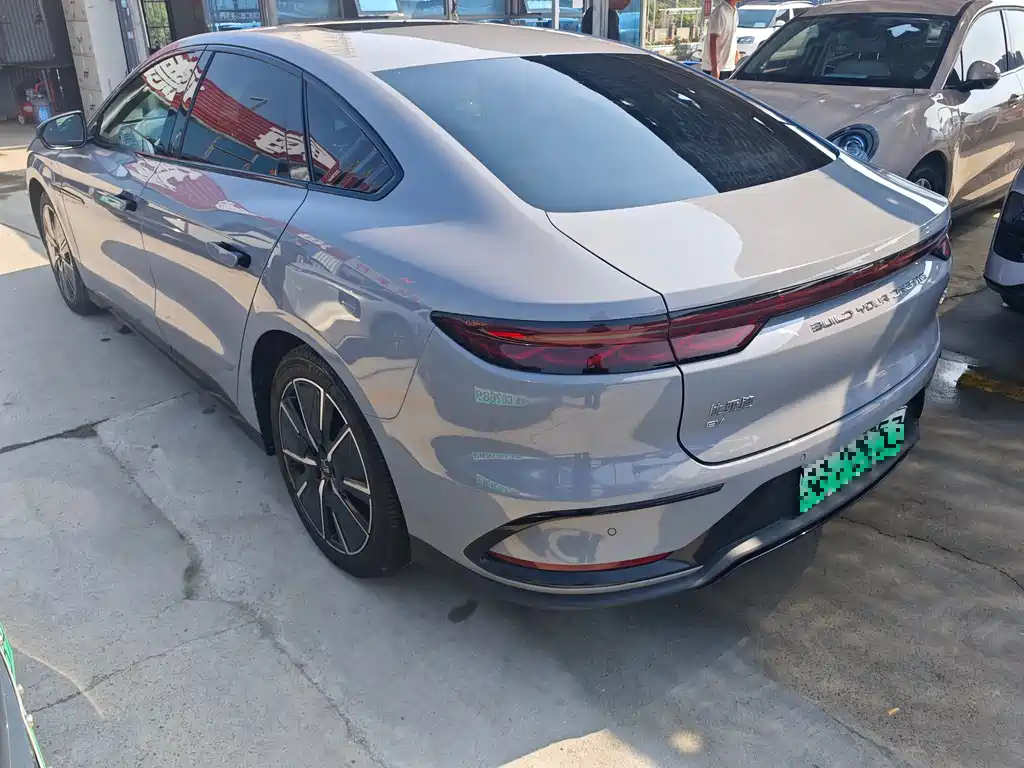 BYD Han — миниатюра 5