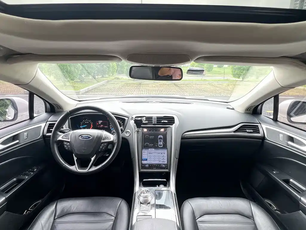 Ford Mondeo — миниатюра 4