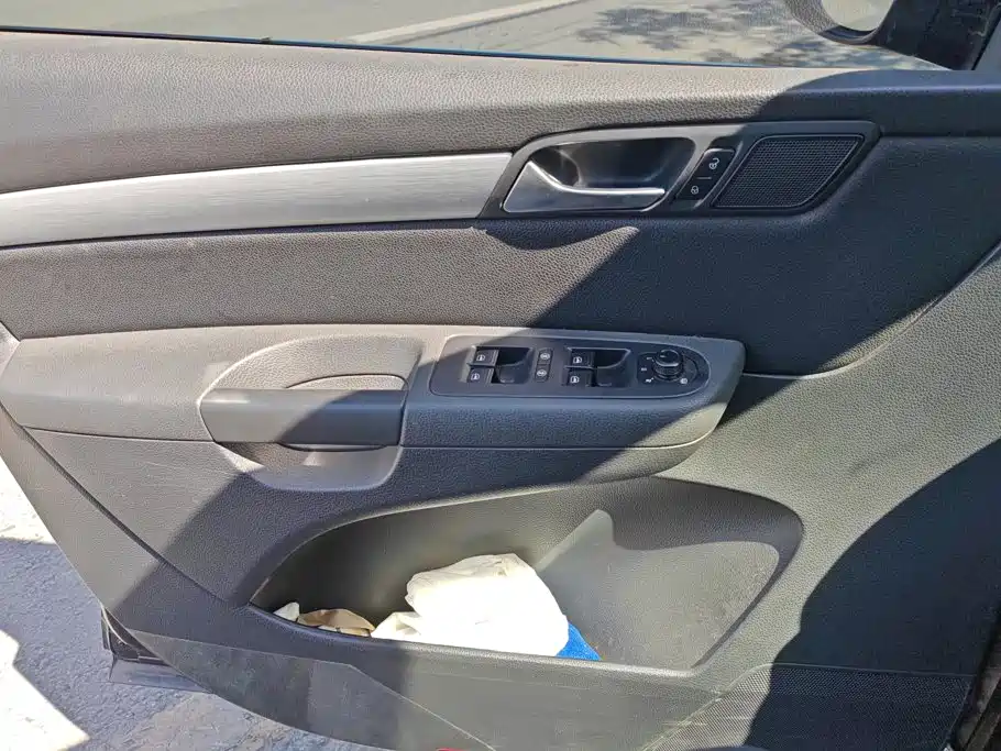 Volkswagen Sharan — миниатюра 7